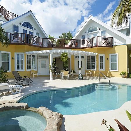 West Bay Shangri-La Boutique Bed & Breakfast المظهر الخارجي الصورة