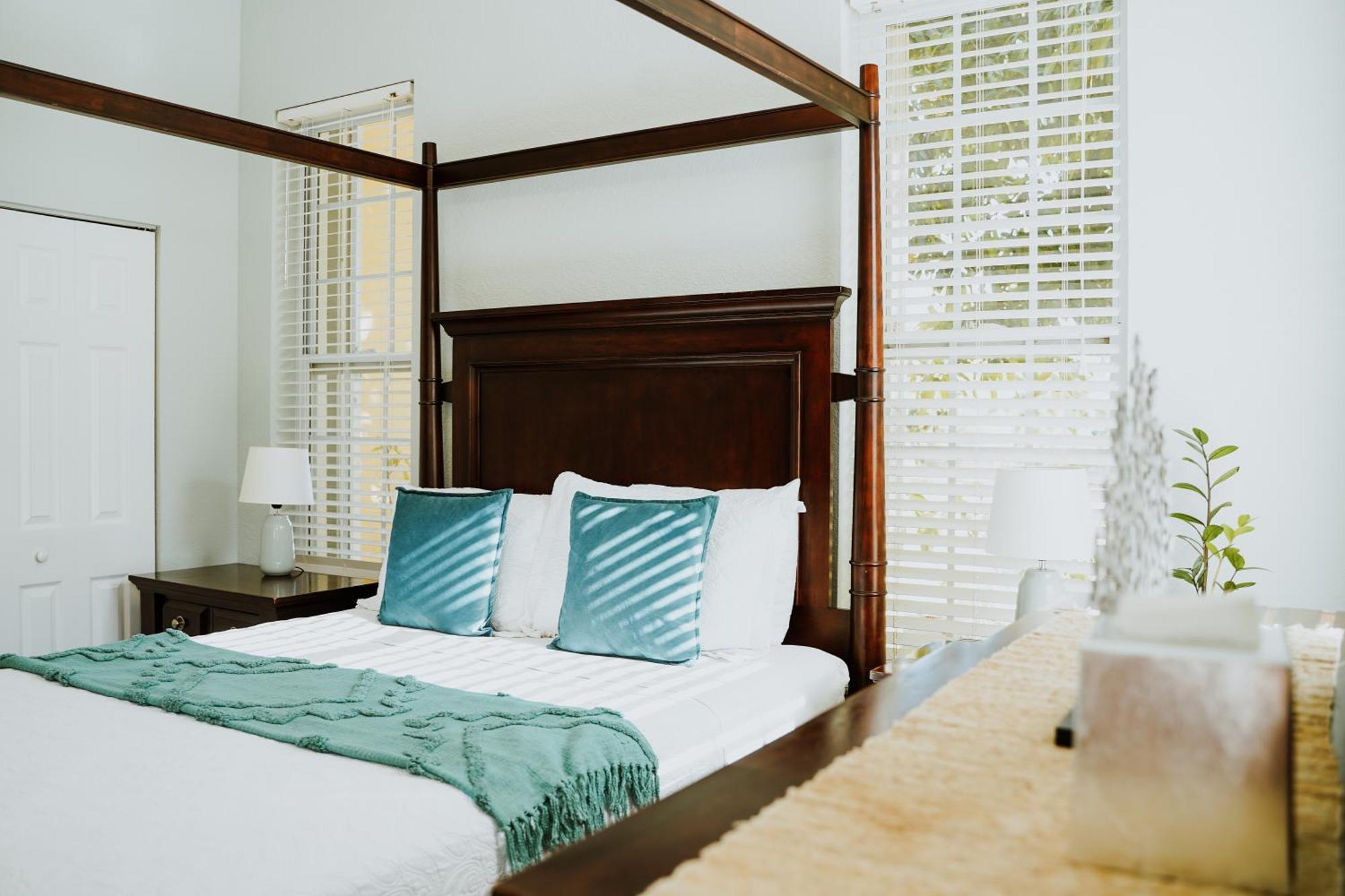 West Bay Shangri-La Boutique Bed & Breakfast المظهر الخارجي الصورة