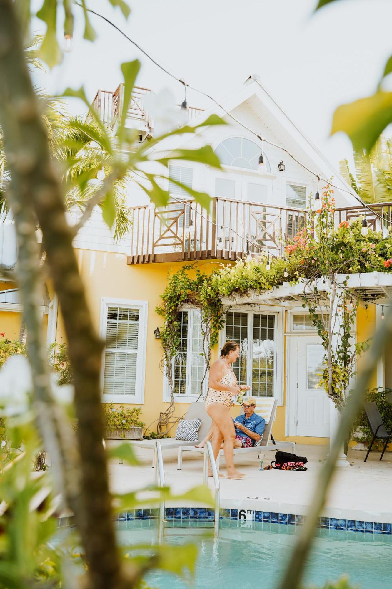 West Bay Shangri-La Boutique Bed & Breakfast المظهر الخارجي الصورة