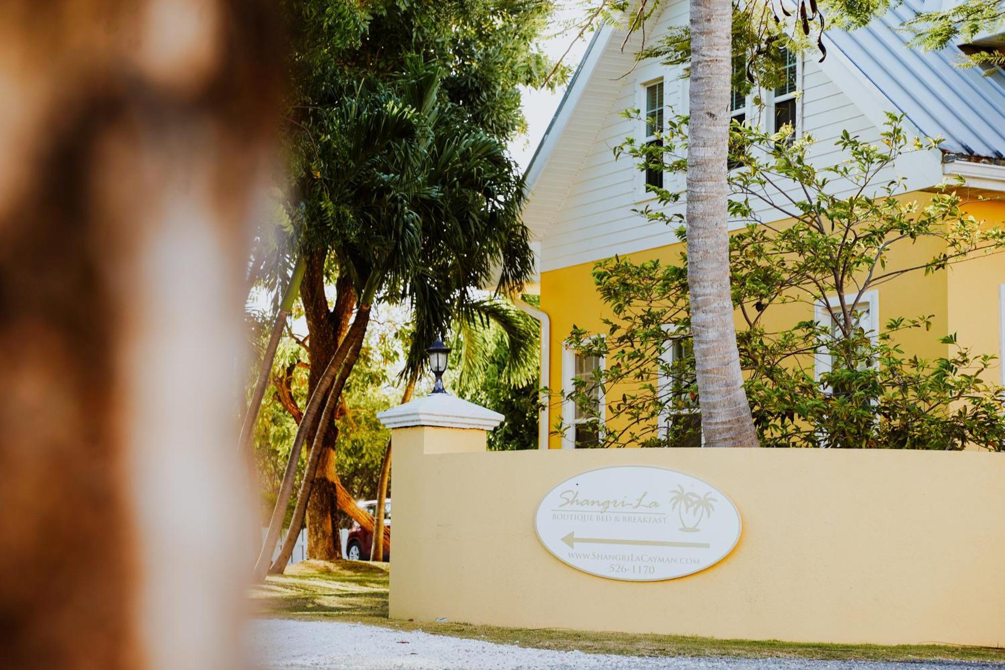 West Bay Shangri-La Boutique Bed & Breakfast المظهر الخارجي الصورة