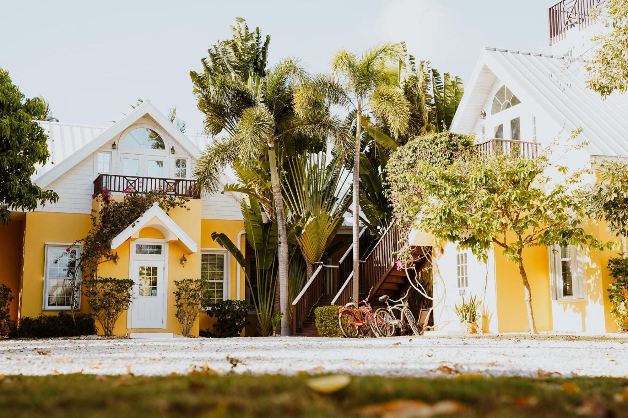 West Bay Shangri-La Boutique Bed & Breakfast المظهر الخارجي الصورة