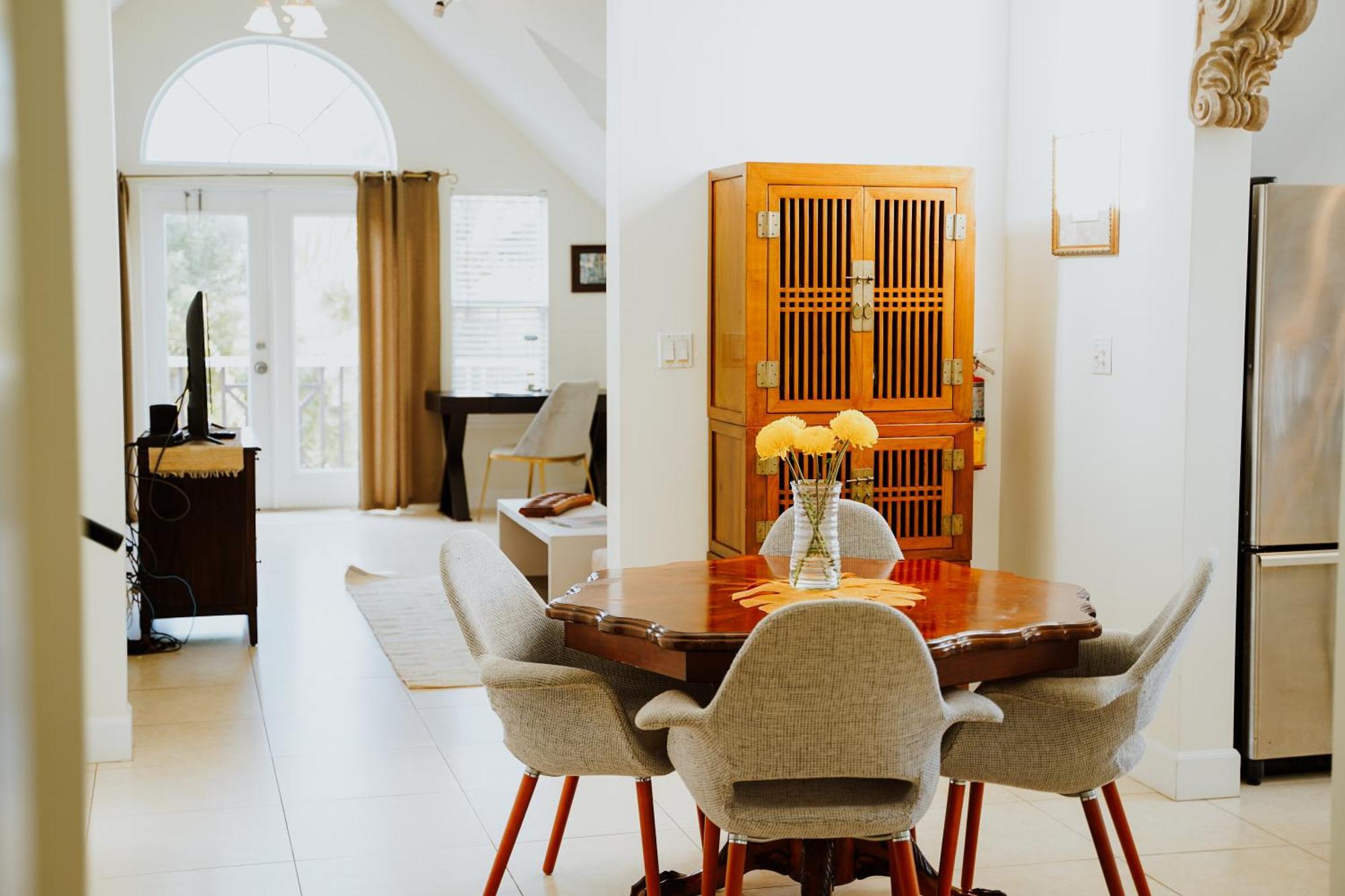 West Bay Shangri-La Boutique Bed & Breakfast الغرفة الصورة